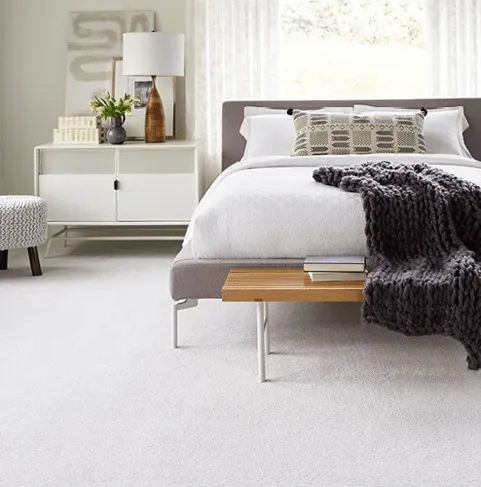 FindYourComfortTonal-EA819-00125-GalleryOpening-BEDROOM-H Bedroom Carpet Flooring | Total Floors