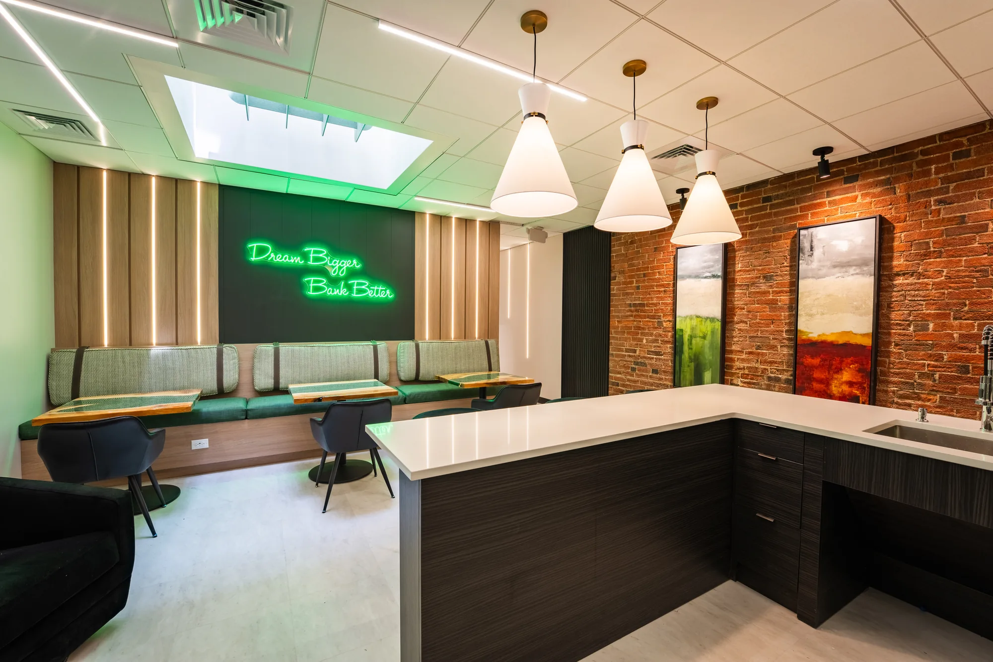 Central Bank Littleton | Total Floors